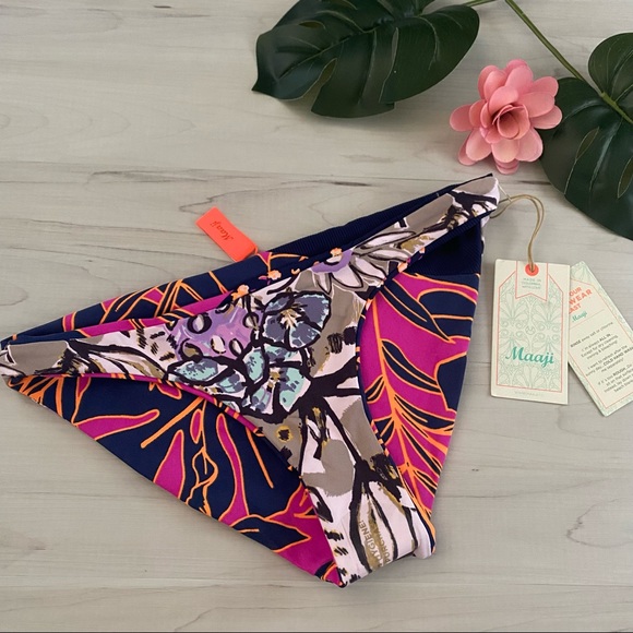 Maaji Reversible Floral Bikini Bottom 👙☀️ - Picture 11 of 14